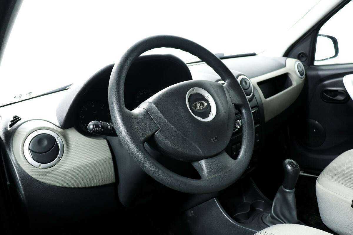 Lada (ВАЗ) Largus с пробегом — 2019 год. Фото: #12