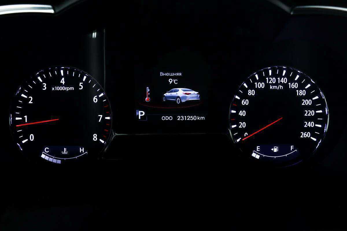 Kia Optima с пробегом — 2012 год. Фото: #9