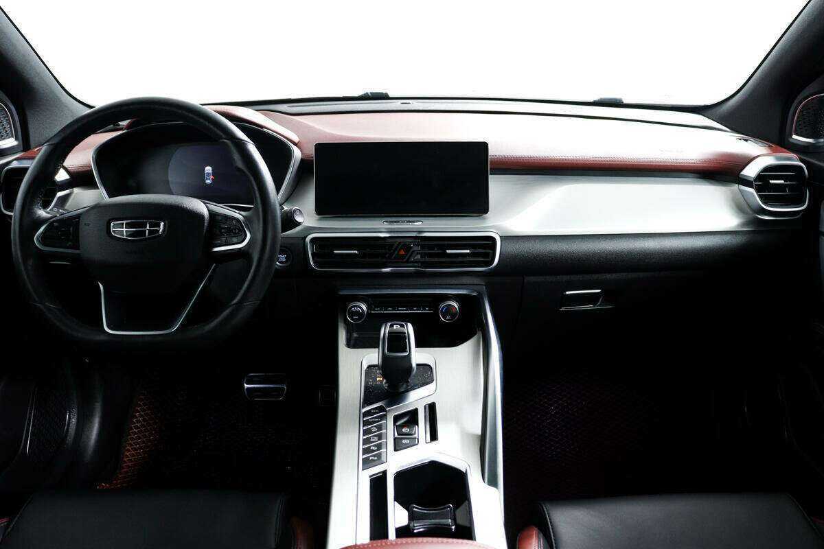 Geely Coolray с пробегом — 2021 год. Фото: #10