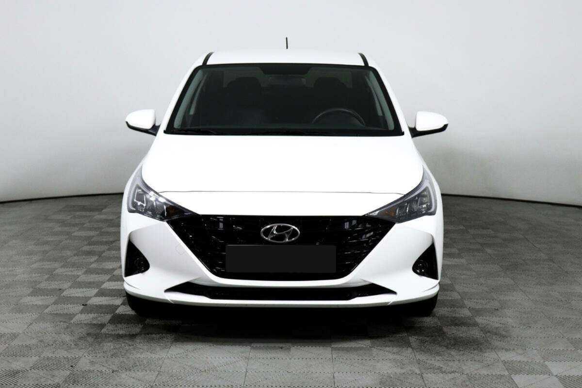 Hyundai Solaris с пробегом — 2022 год. Фото: #1