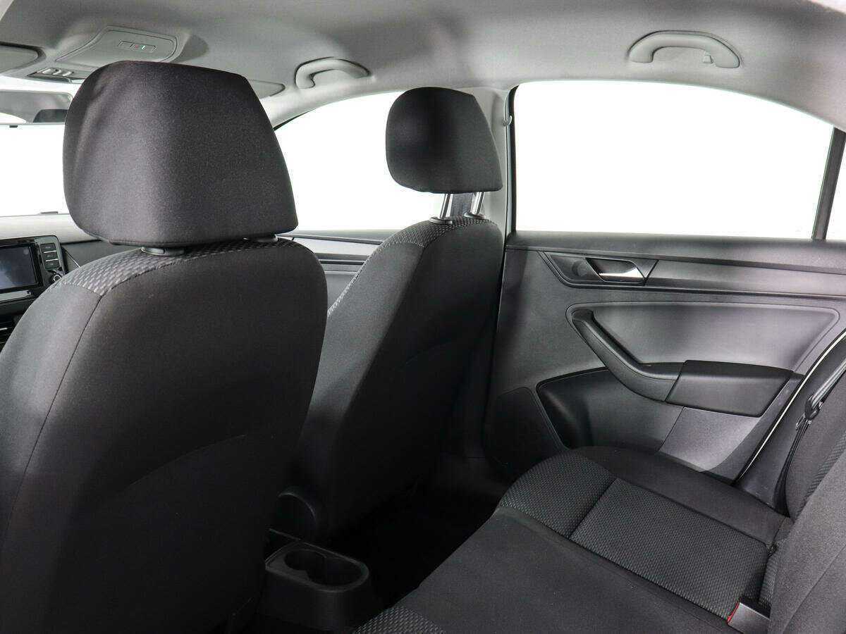 Volkswagen Polo с пробегом — 2021 год. Фото: #10