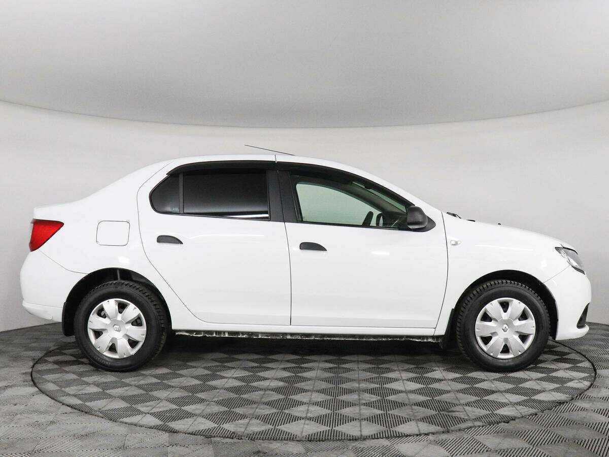 Renault Logan с пробегом — 2014 год. Фото: #3