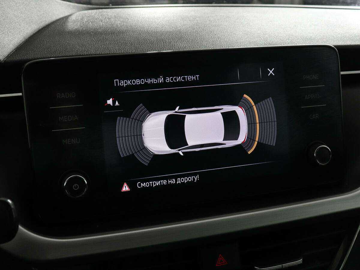 Skoda Rapid с пробегом — 2020 год. Фото: #17