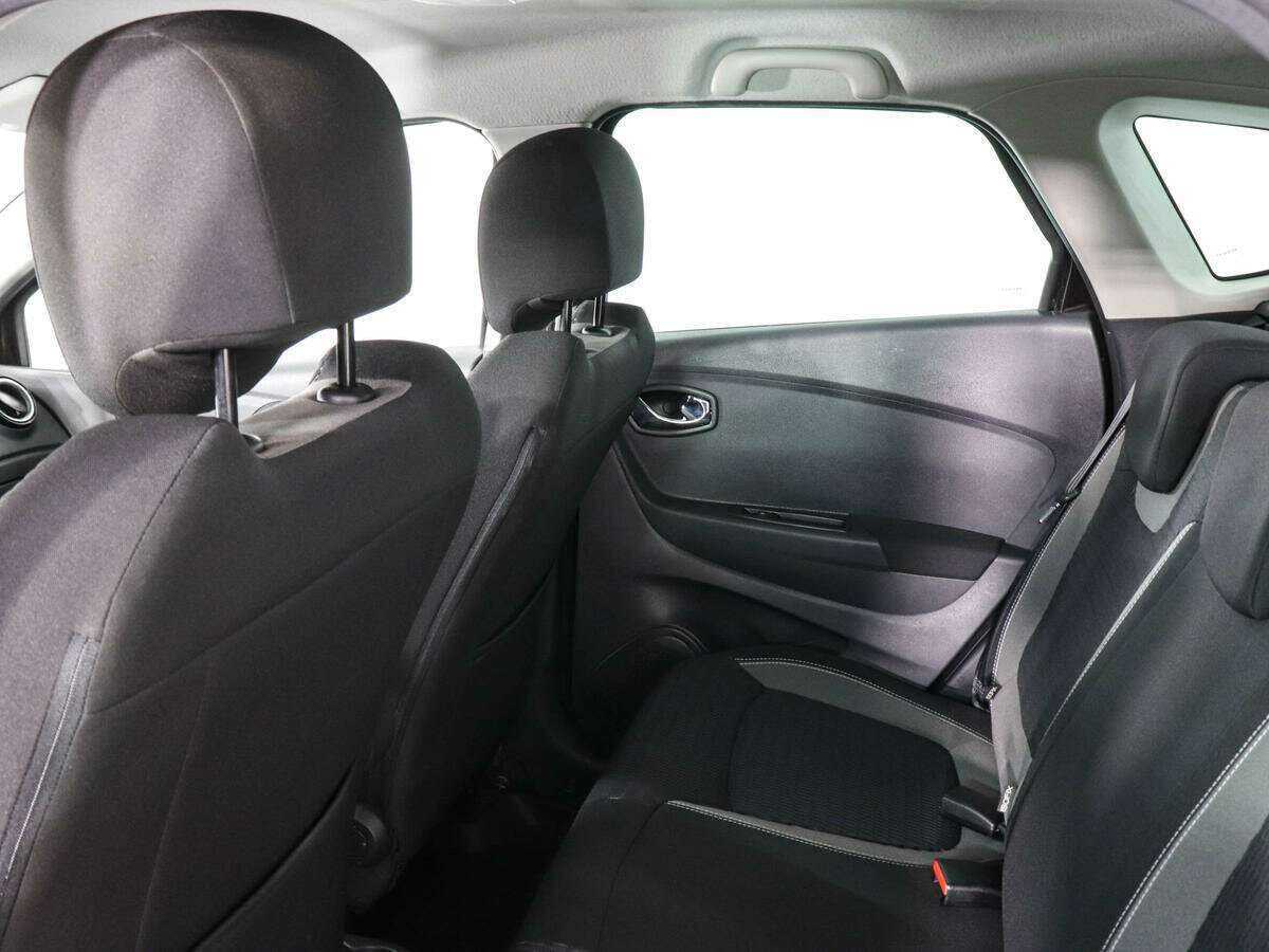 Renault Kaptur с пробегом — 2018 год. Фото: #9