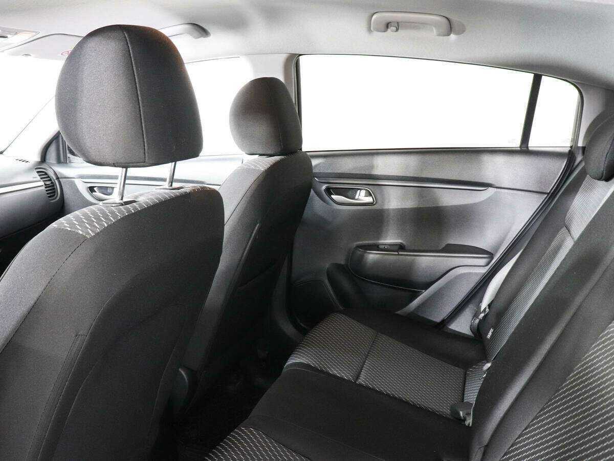 Kia Rio с пробегом — 2019 год. Фото: #11