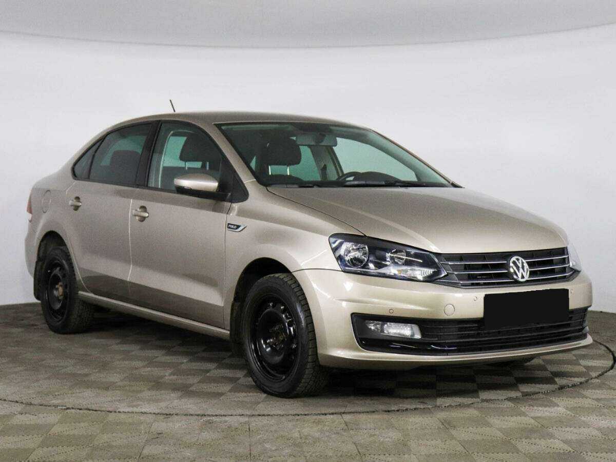 Volkswagen Polo с пробегом — 2018 год. Фото: #2