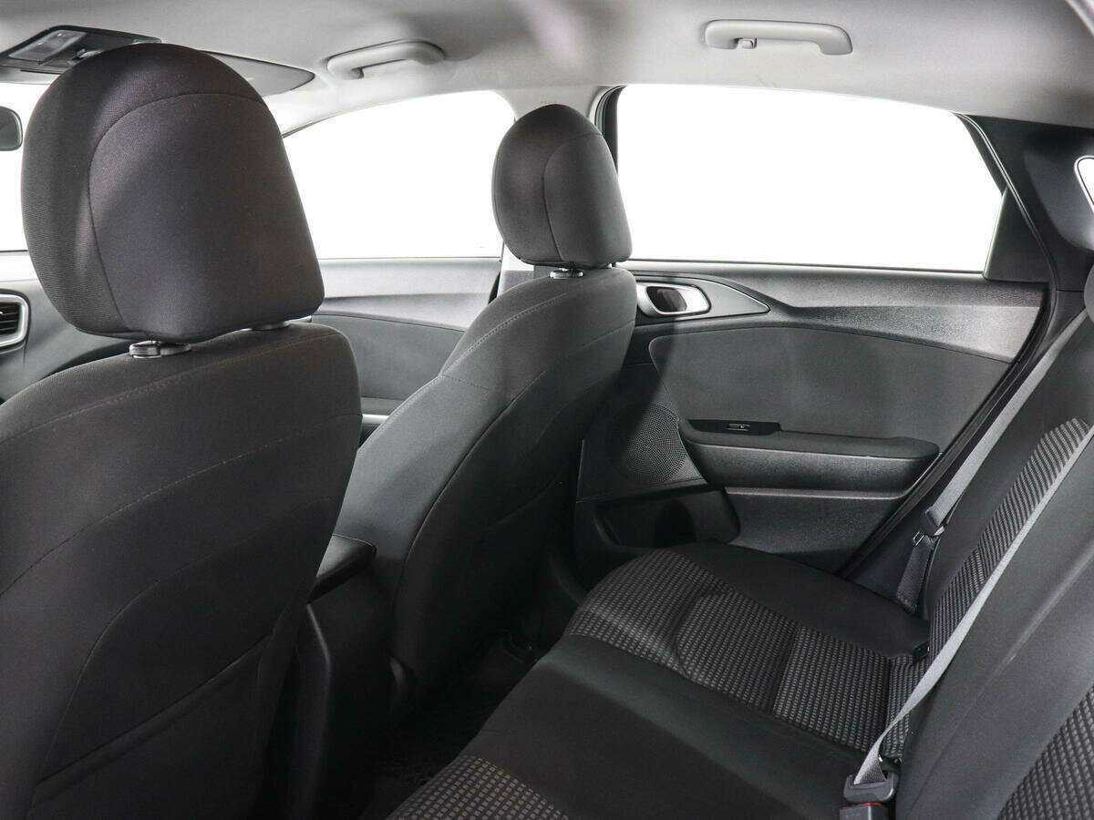 Kia Ceed с пробегом — 2019 год. Фото: #10