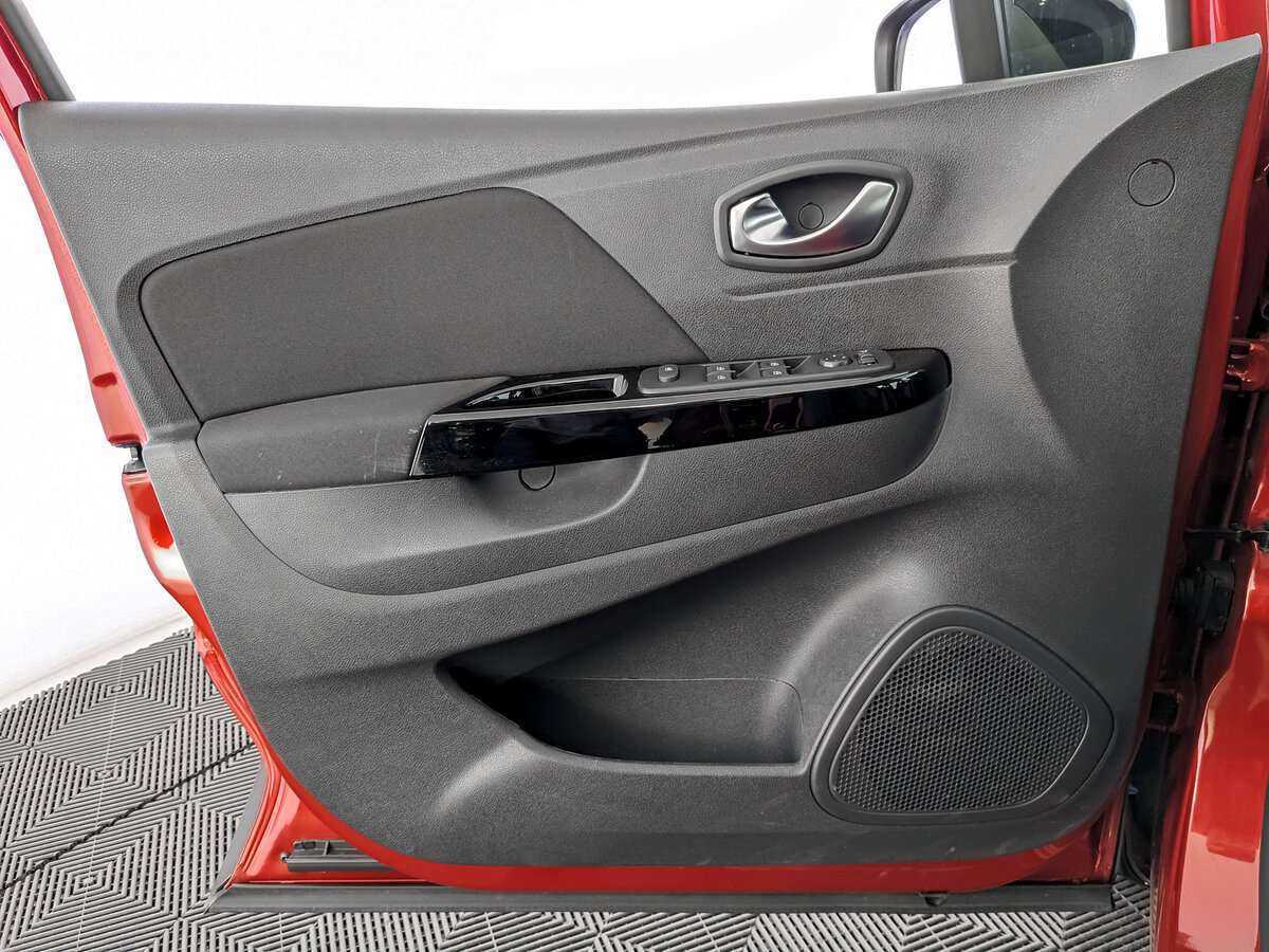 Renault Kaptur с пробегом — 2022 год. Фото: #13