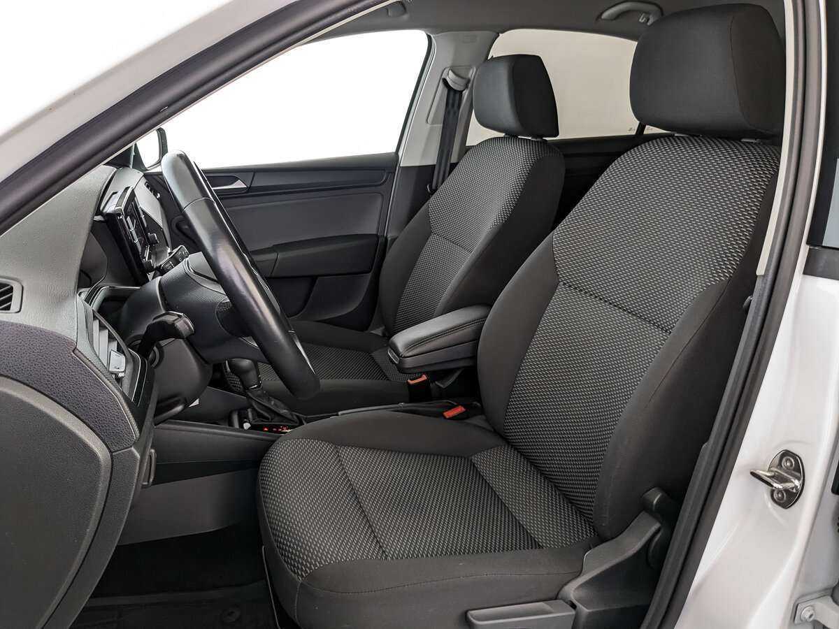 Volkswagen Polo с пробегом — 2021 год. Фото: #12