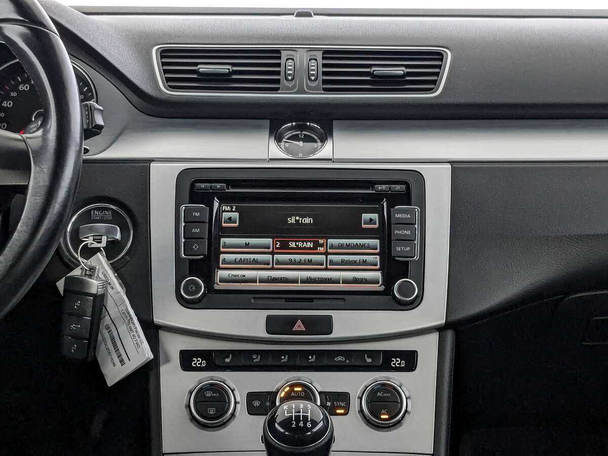 Volkswagen Passat CC с пробегом — 2012 год. Фото: #12