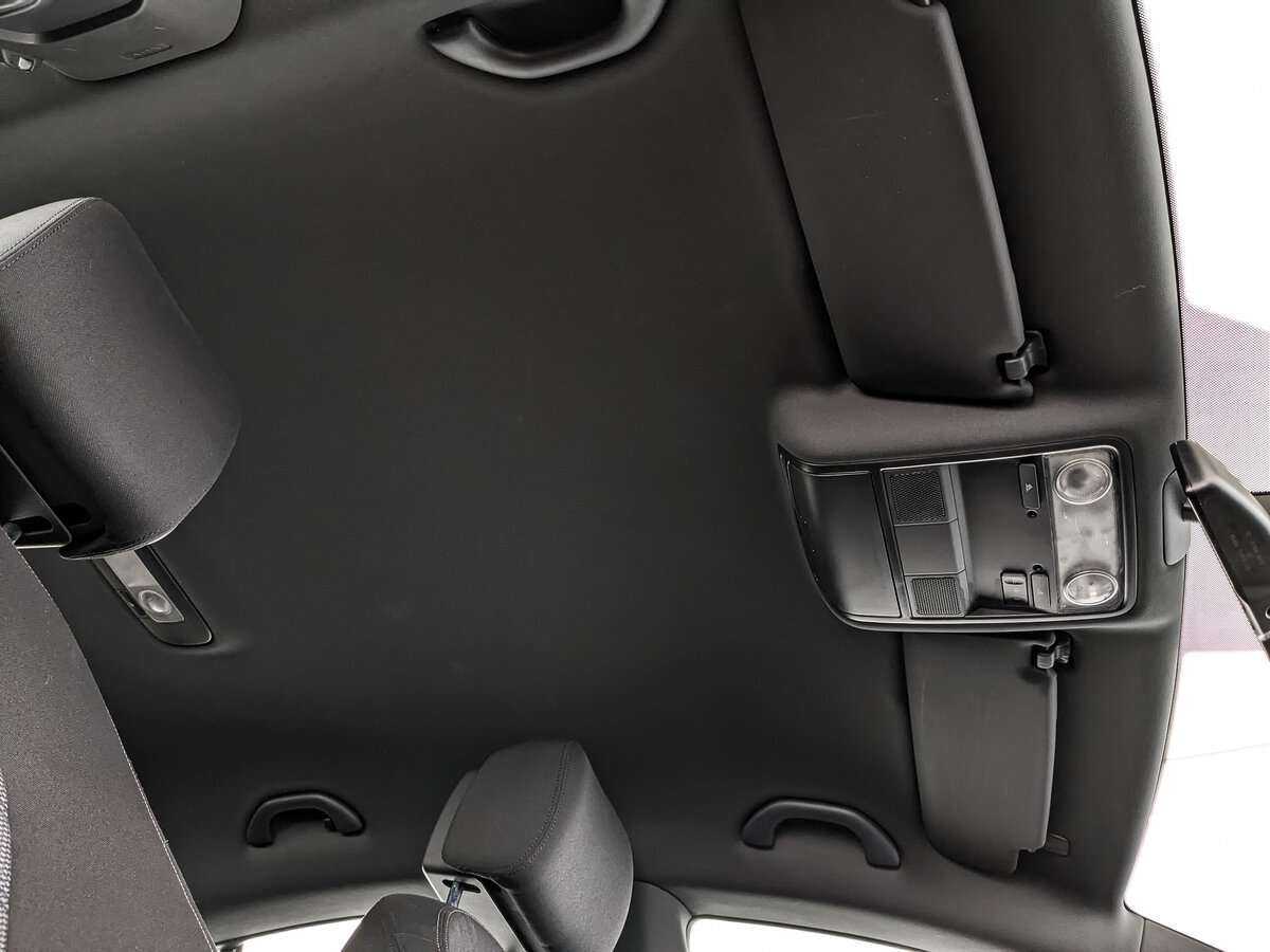 Volkswagen Passat CC с пробегом — 2012 год. Фото: #18