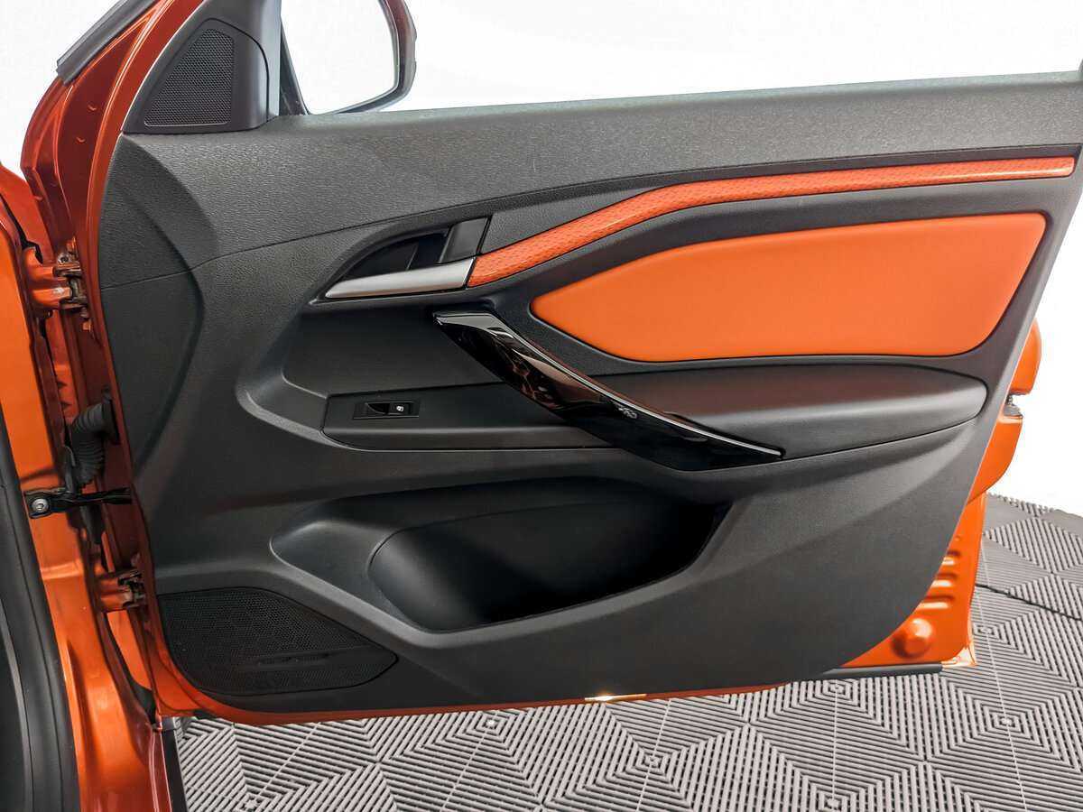 Lada (ВАЗ) Vesta с пробегом — 2019 год. Фото: #20