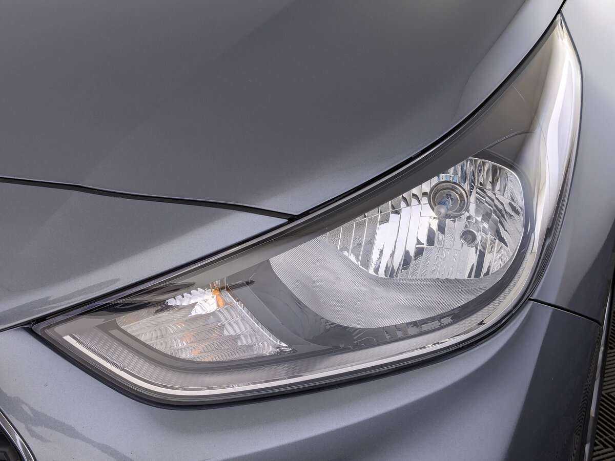 Hyundai Solaris с пробегом — 2018 год. Фото: #10