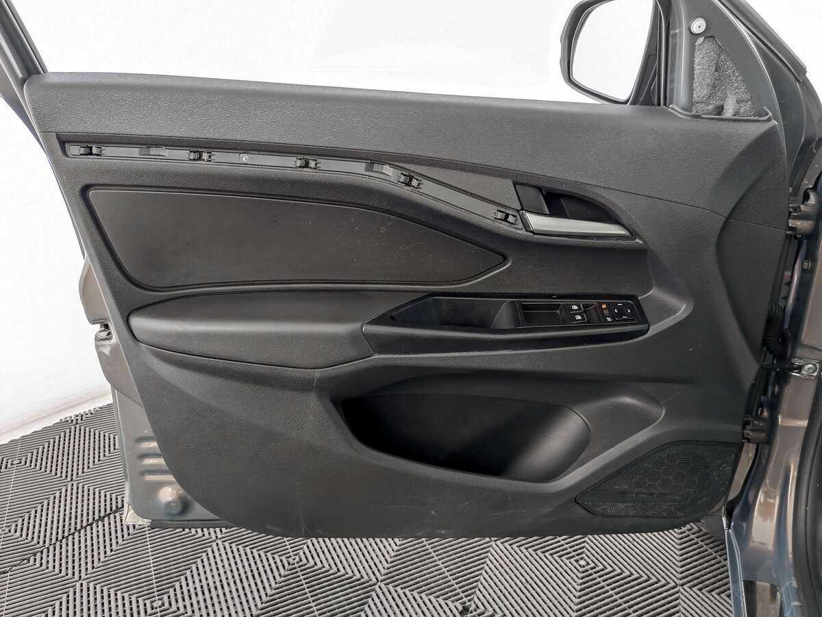 Lada (ВАЗ) Vesta с пробегом — 2018 год. Фото: #14