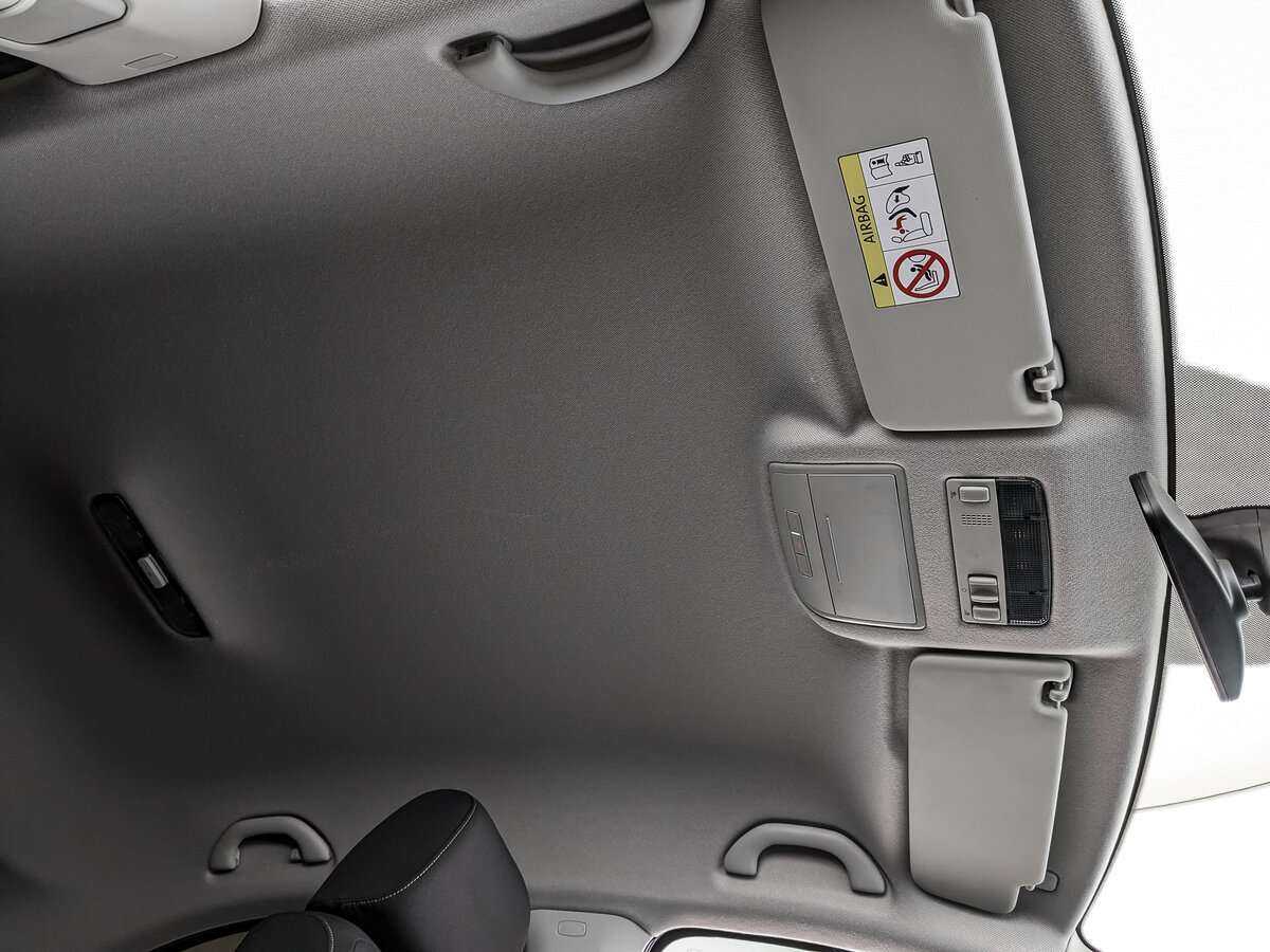 Skoda Rapid с пробегом — 2021 год. Фото: #18