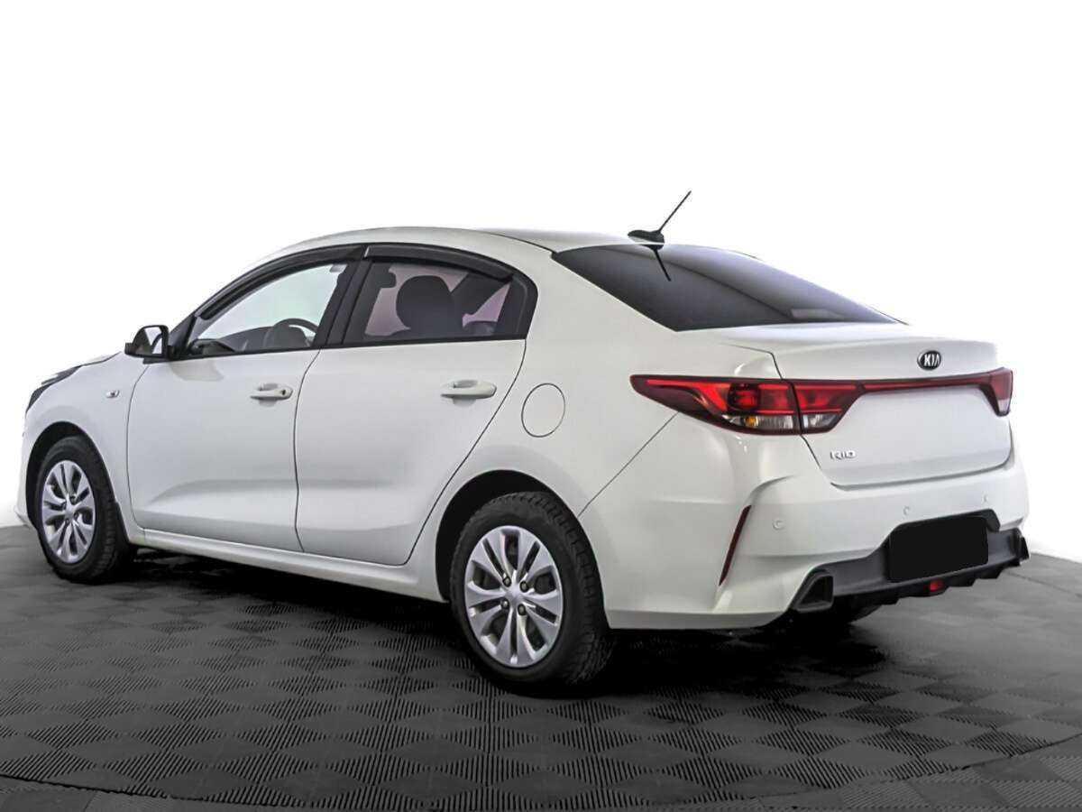 Kia Rio с пробегом — 2020 год. Фото: #6