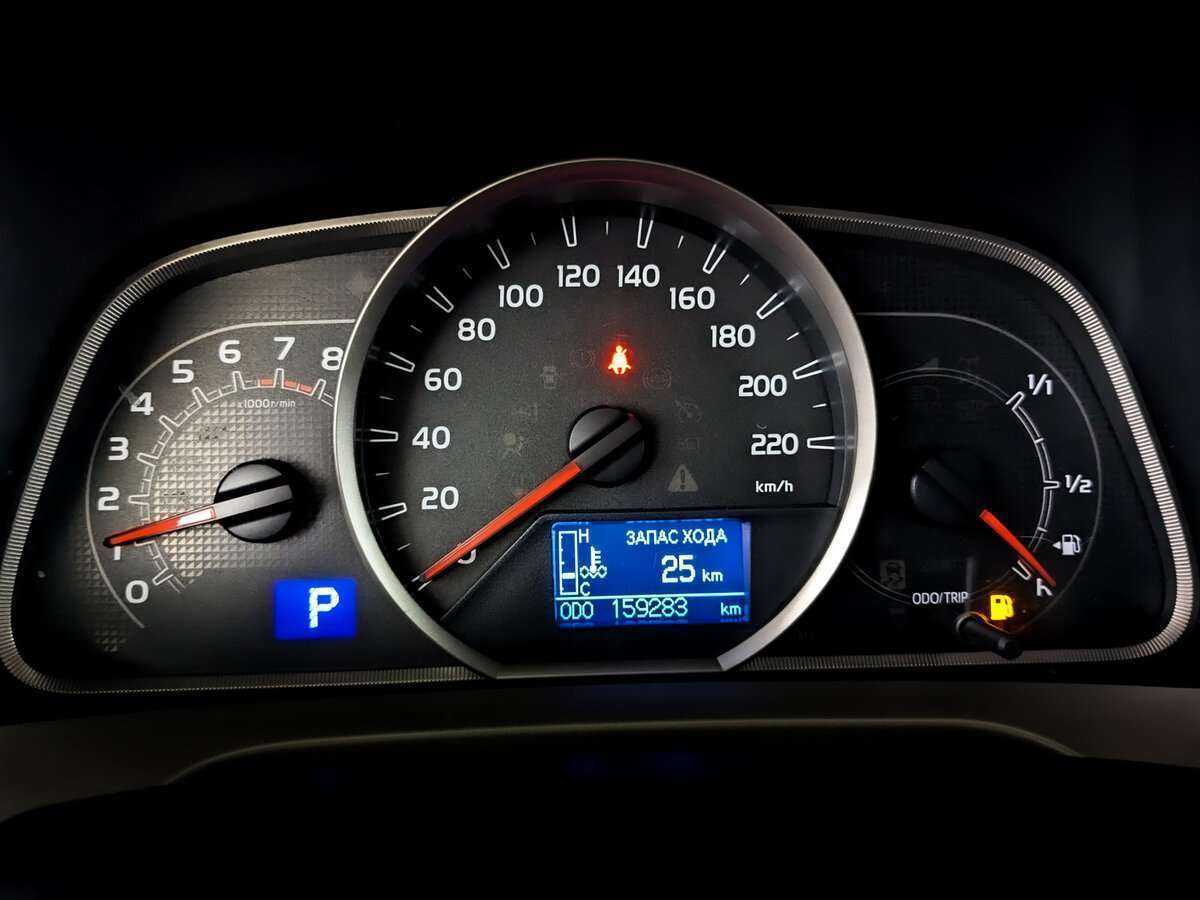 Toyota RAV4 с пробегом — 2014 год. Фото: #9