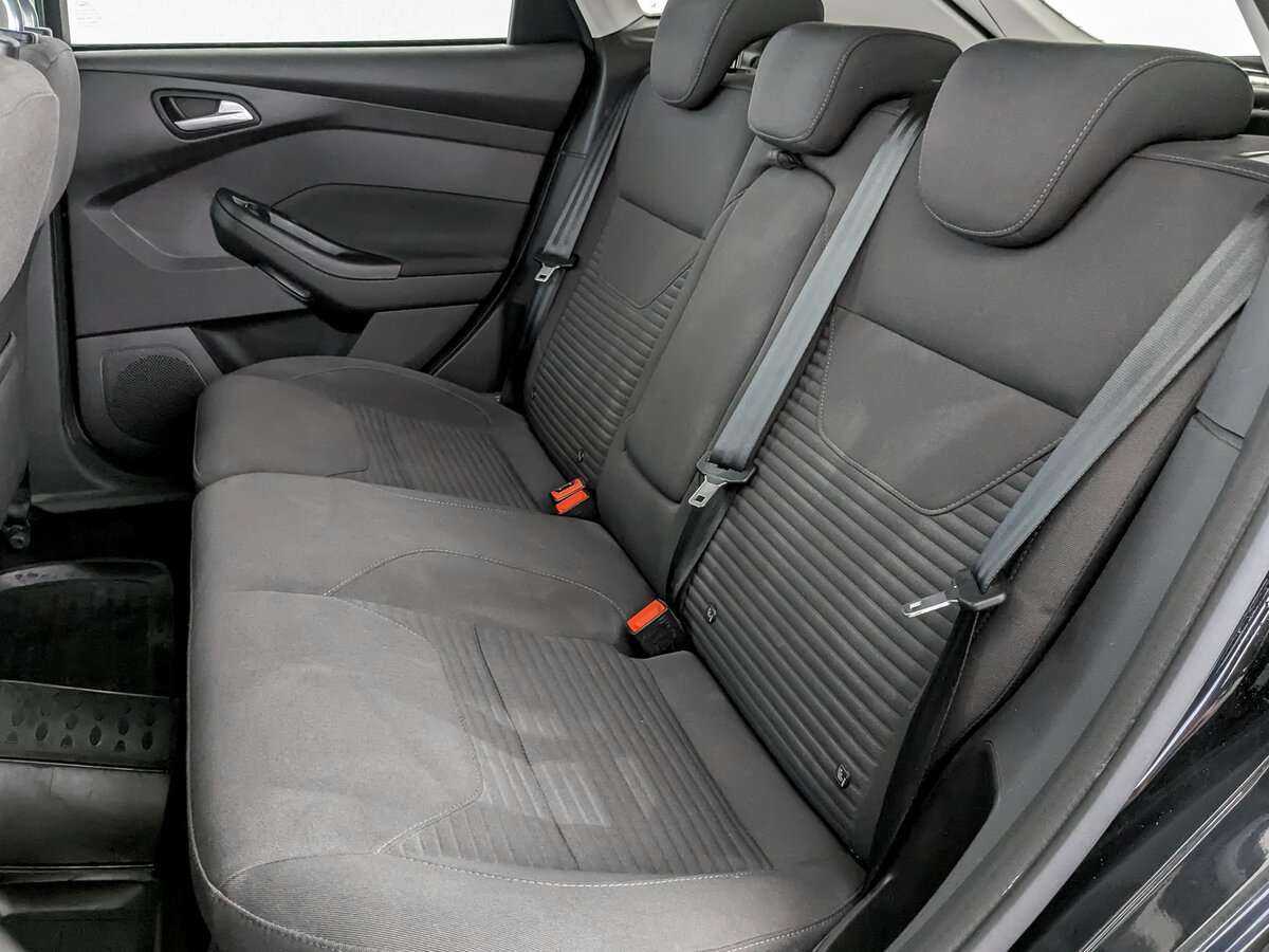 Ford Focus с пробегом — 2015 год. Фото: #9