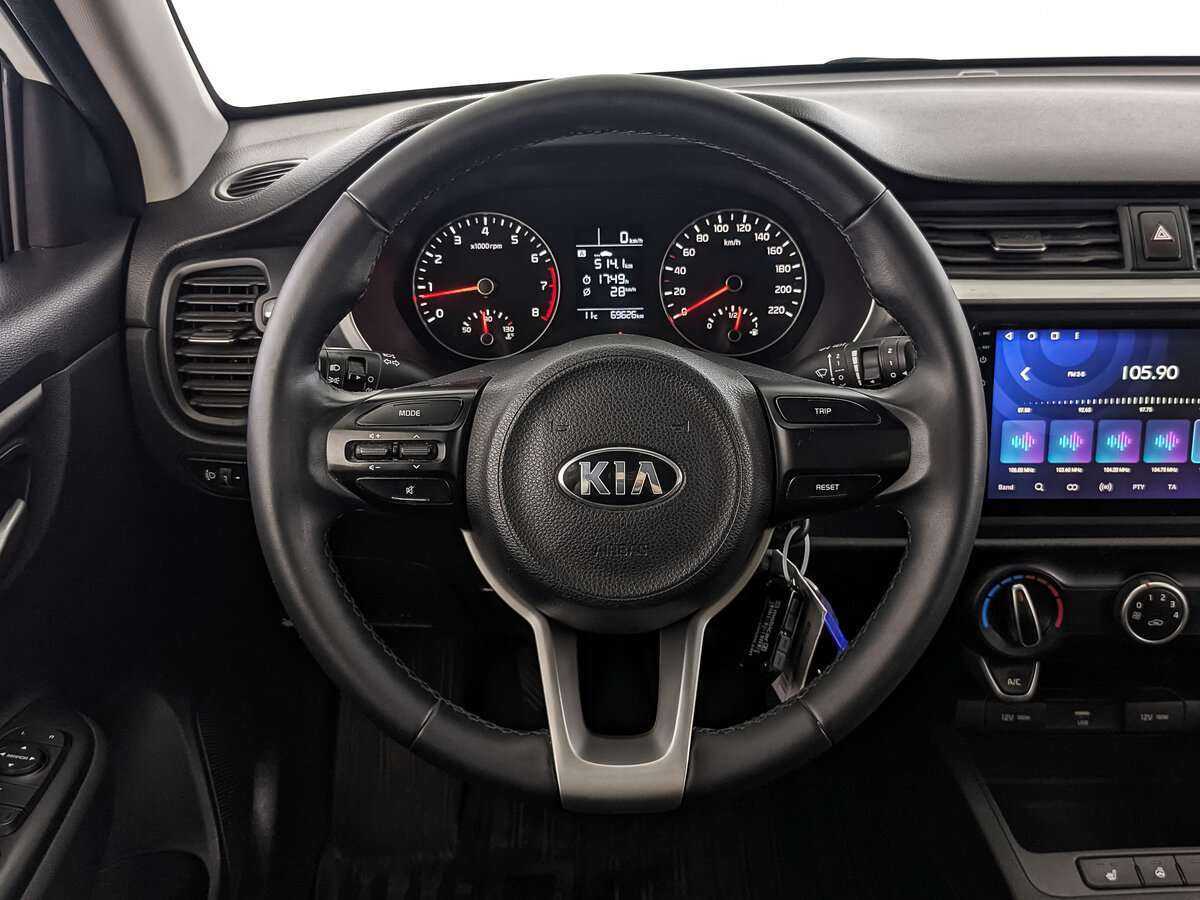 Kia Rio с пробегом — 2021 год. Фото: #18