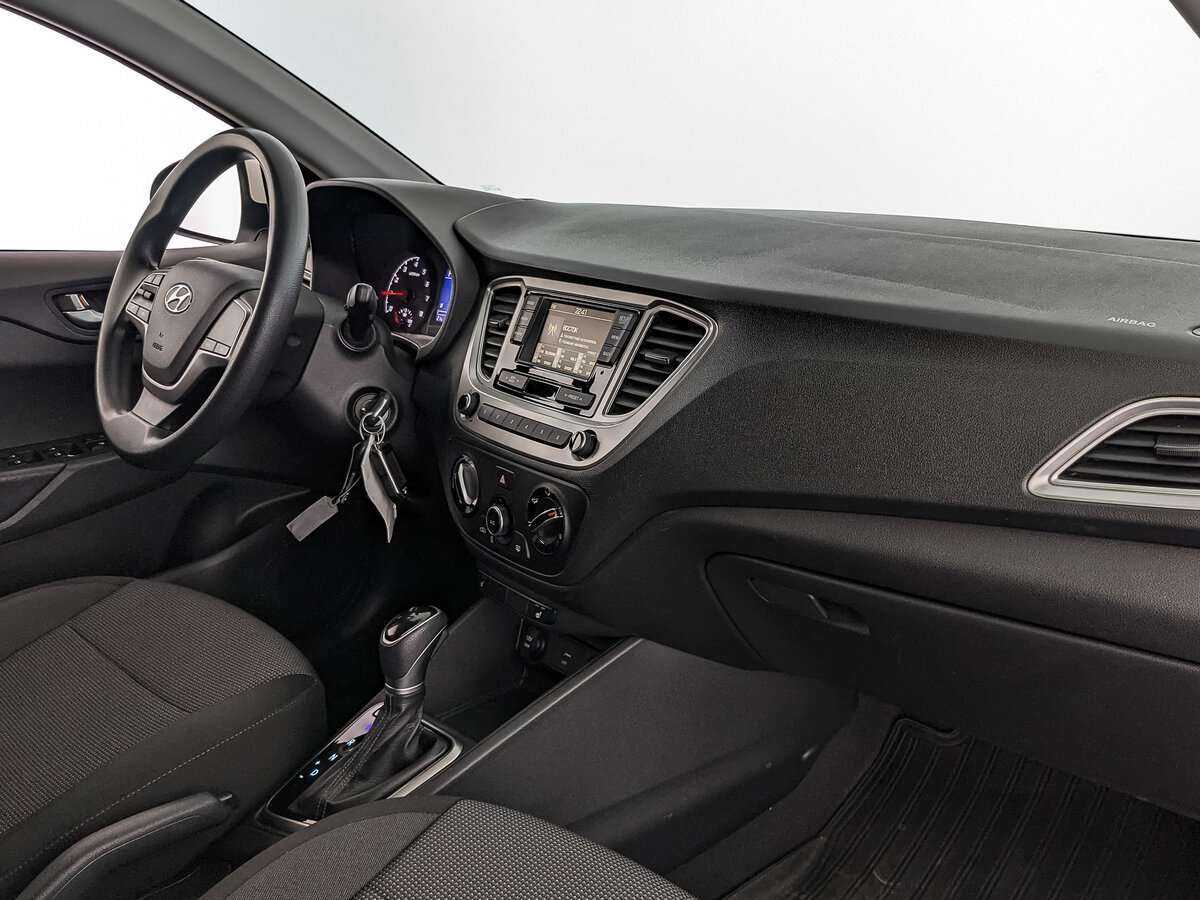 Hyundai Solaris с пробегом — 2021 год. Фото: #8