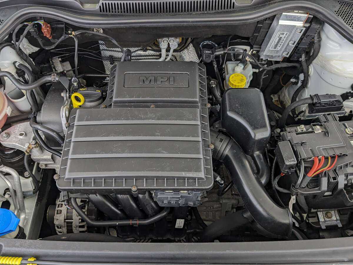 Volkswagen Polo с пробегом — 2018 год. Фото: #8