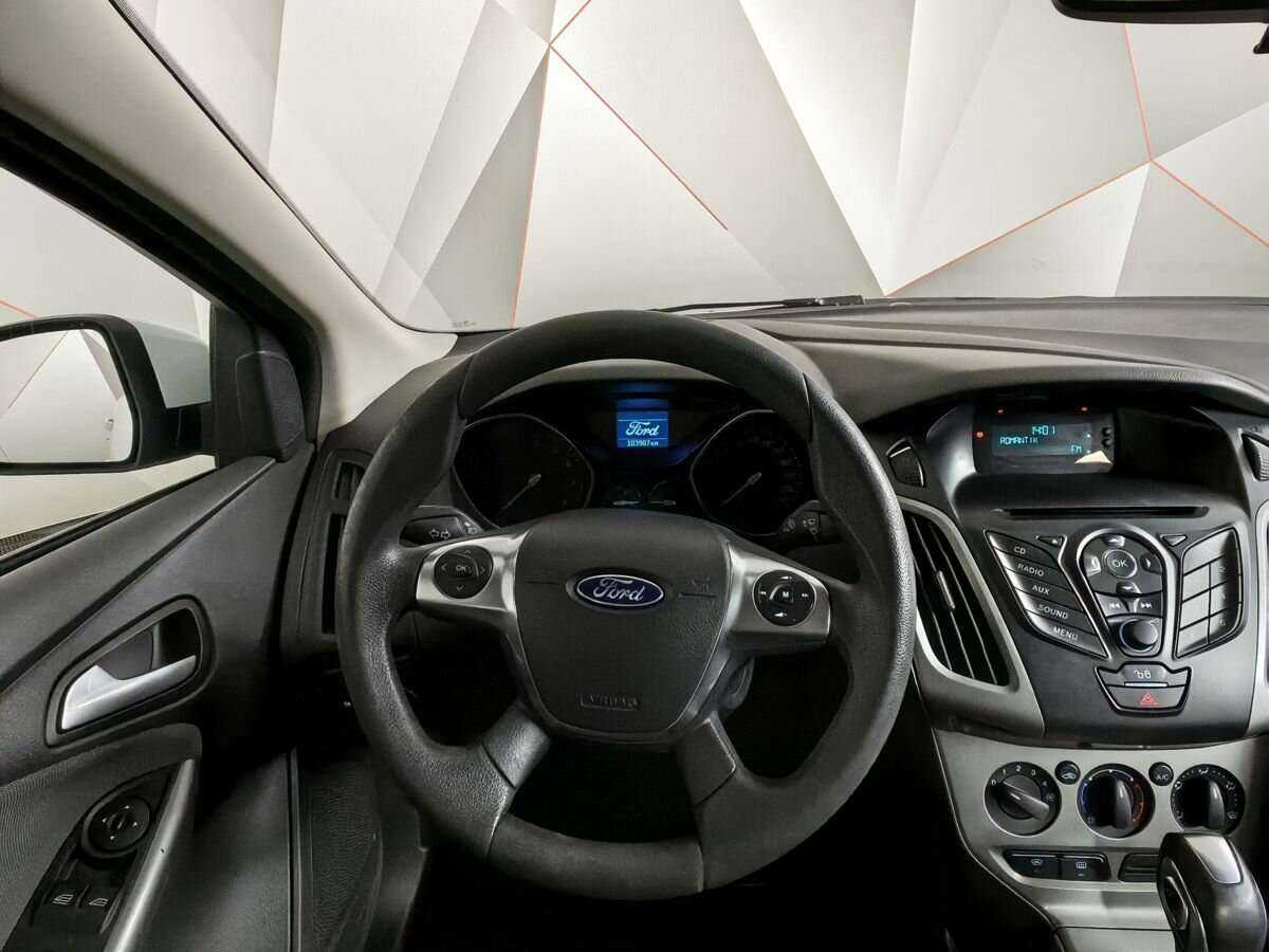 Ford Focus с пробегом — 2014 год. Фото: #13