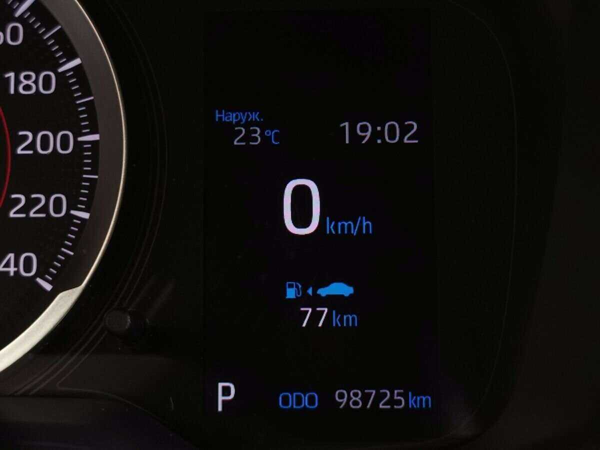 Toyota Corolla с пробегом — 2019 год. Фото: #19