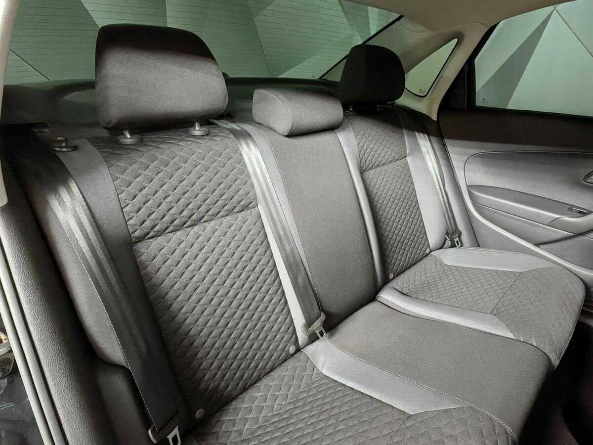 Volkswagen Polo с пробегом — 2018 год. Фото: #12