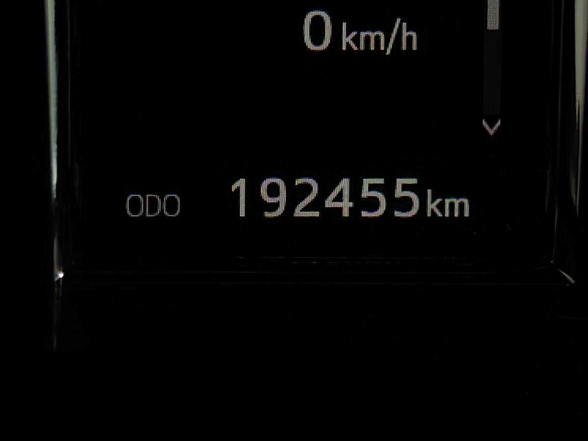 Toyota Camry с пробегом — 2017 год. Фото: #15