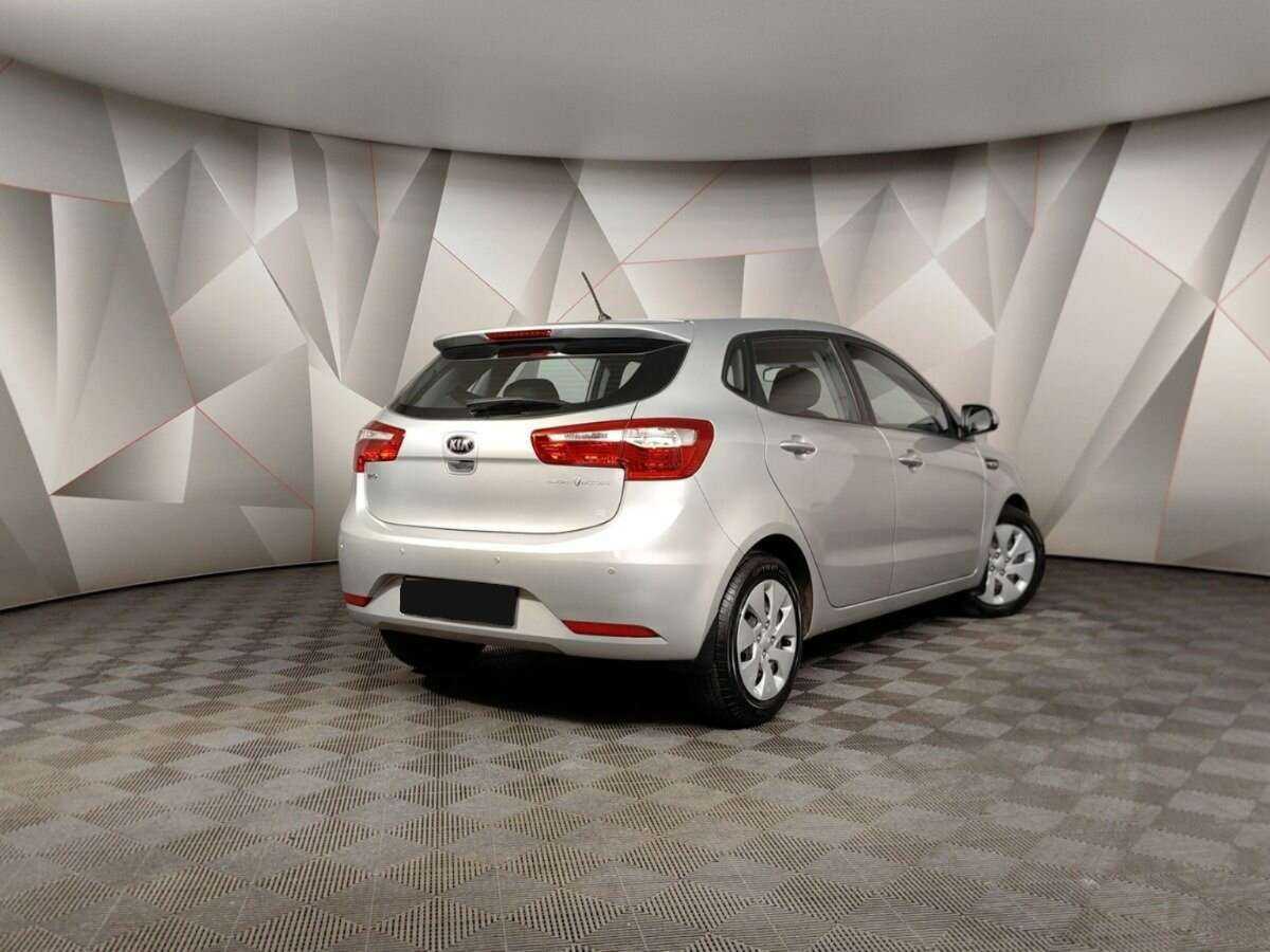 Kia Rio с пробегом — 2014 год. Фото: #1