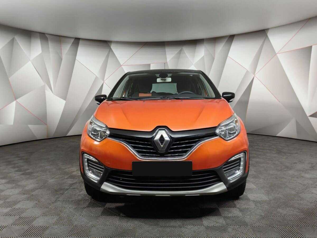 Renault Kaptur с пробегом — 2017 год. Фото: #6