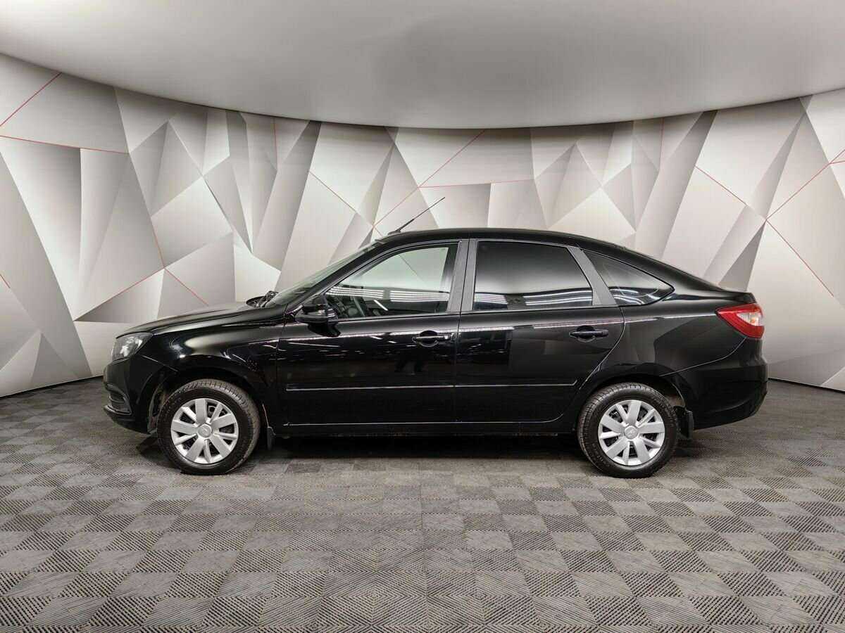 Lada (ВАЗ) Granta с пробегом — 2022 год. Фото: #4