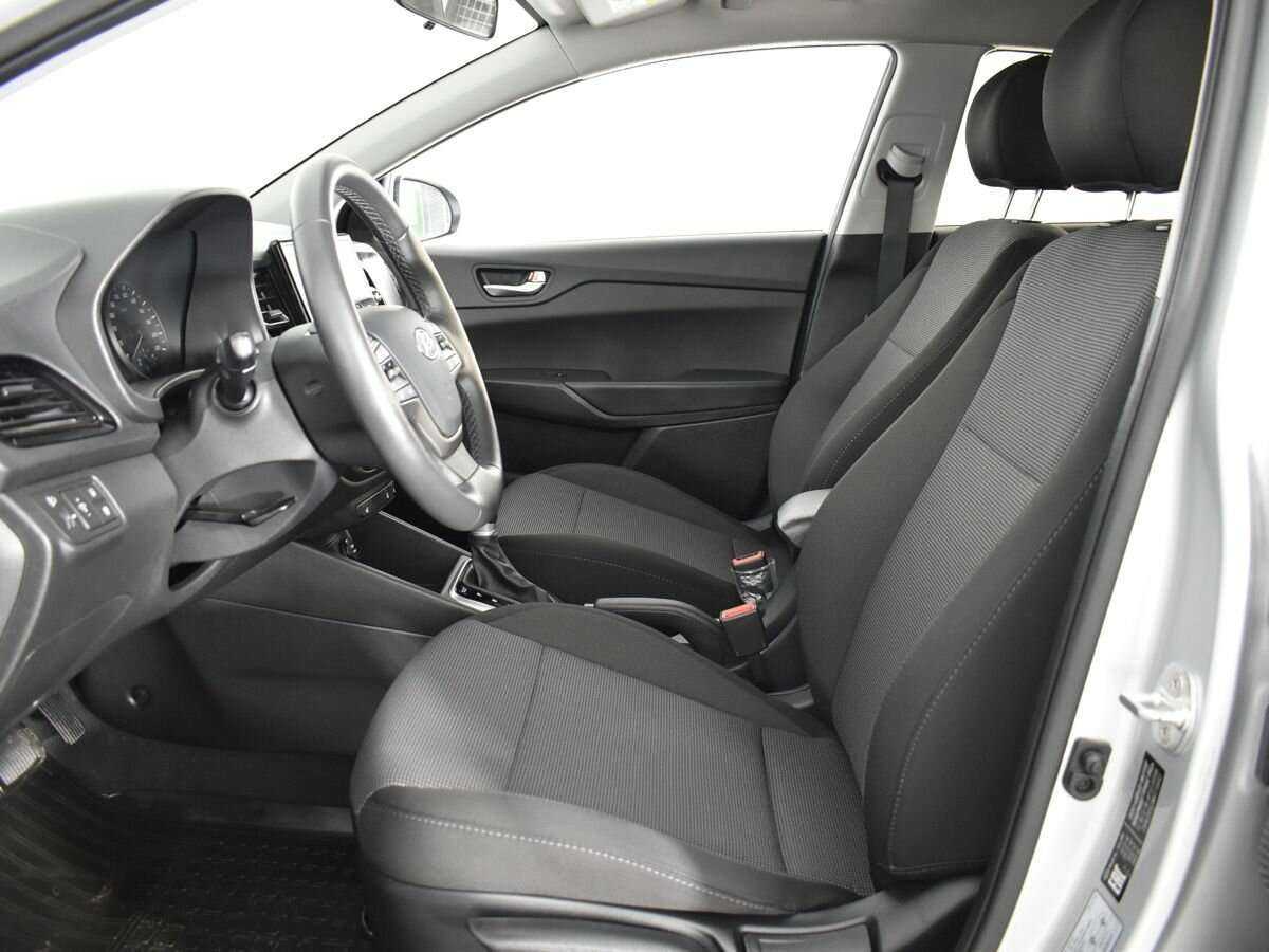 Hyundai Solaris с пробегом — 2020 год. Фото: #6