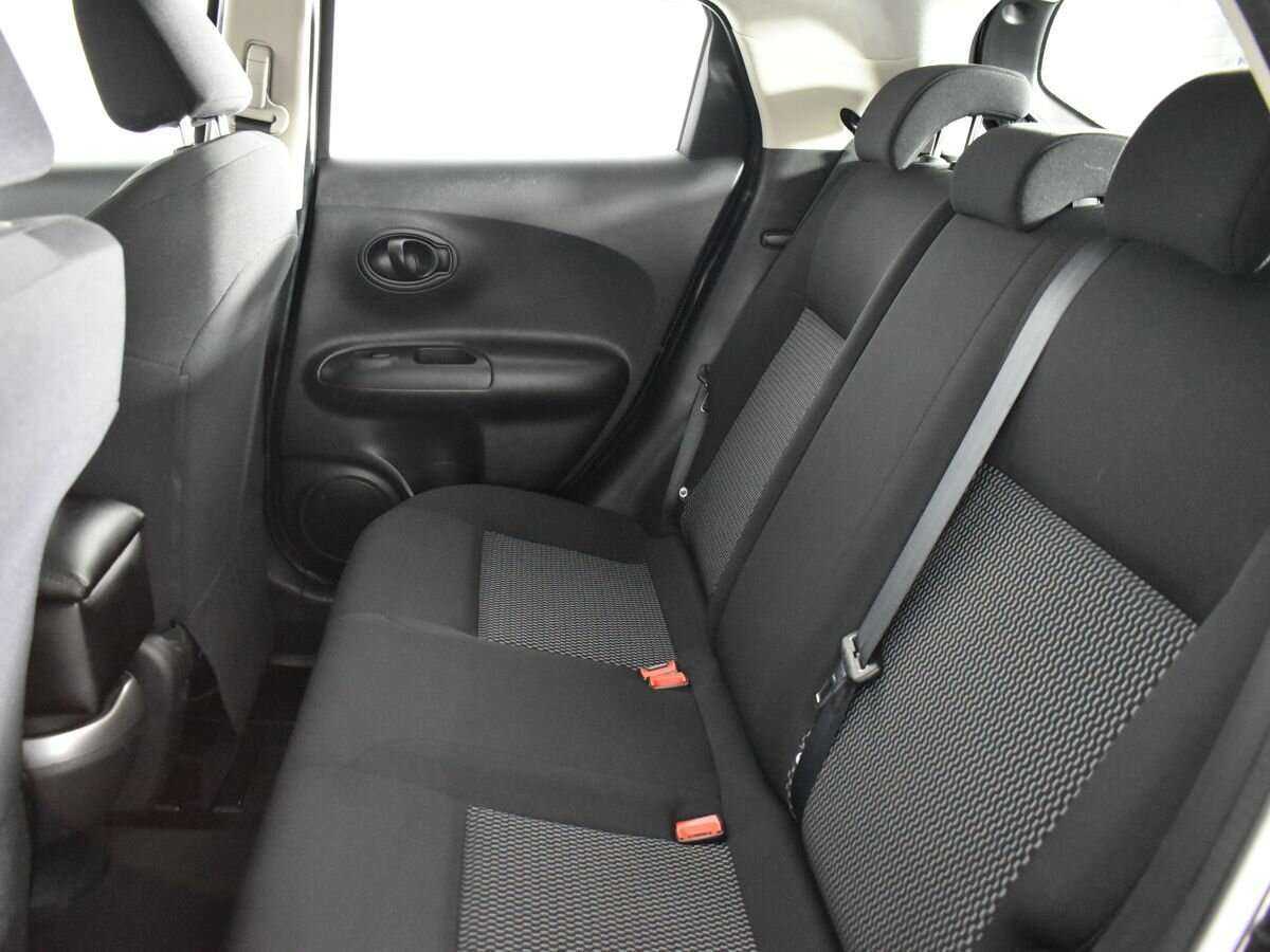 Nissan Juke с пробегом — 2015 год. Фото: #13