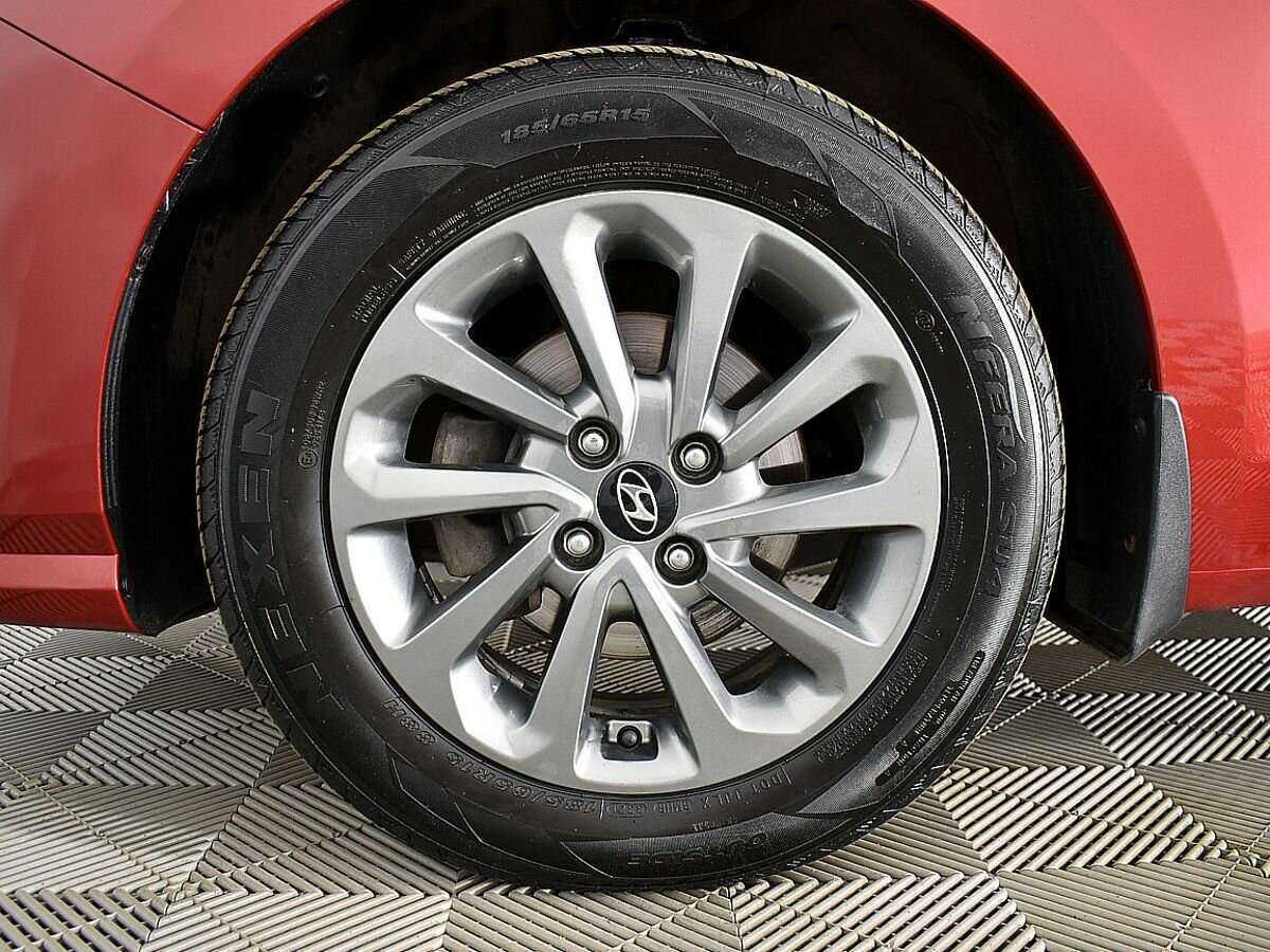 Hyundai Solaris с пробегом — 2021 год. Фото: #5