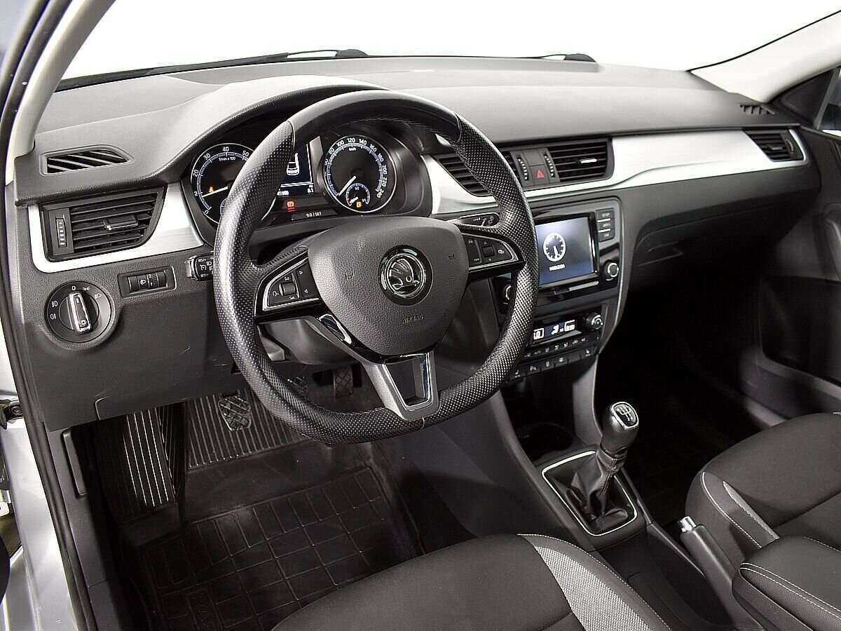 Skoda Rapid с пробегом — 2019 год. Фото: #4