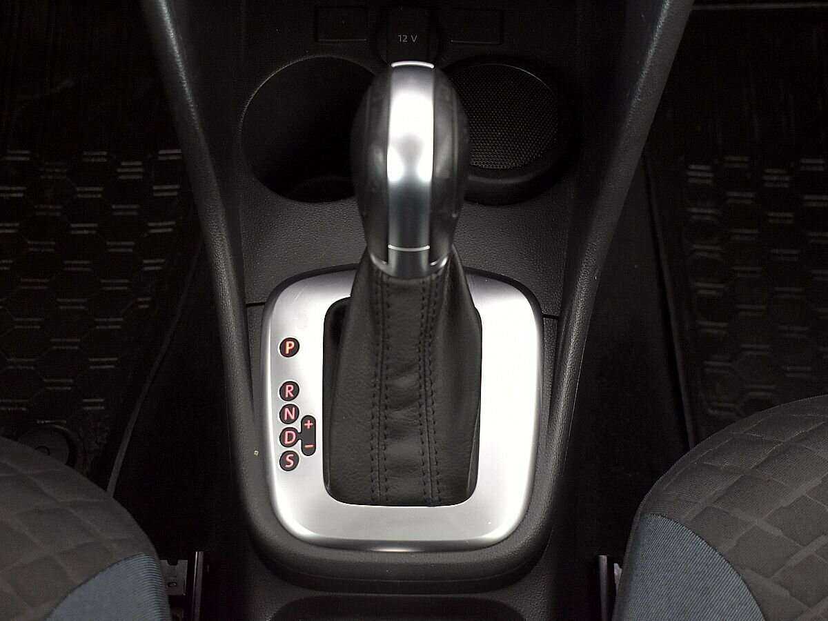 Volkswagen Polo с пробегом — 2020 год. Фото: #14