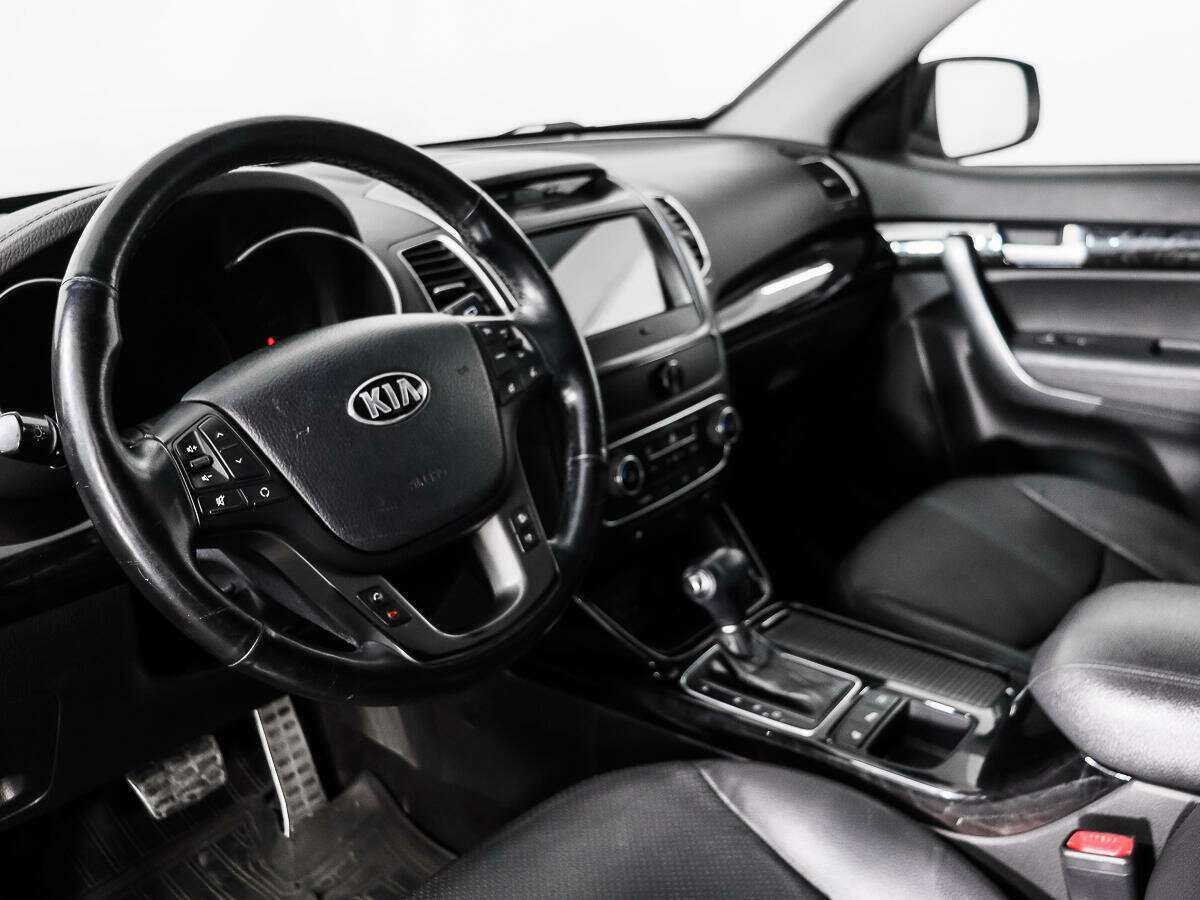 Kia Sorento с пробегом — 2014 год. Фото: #8