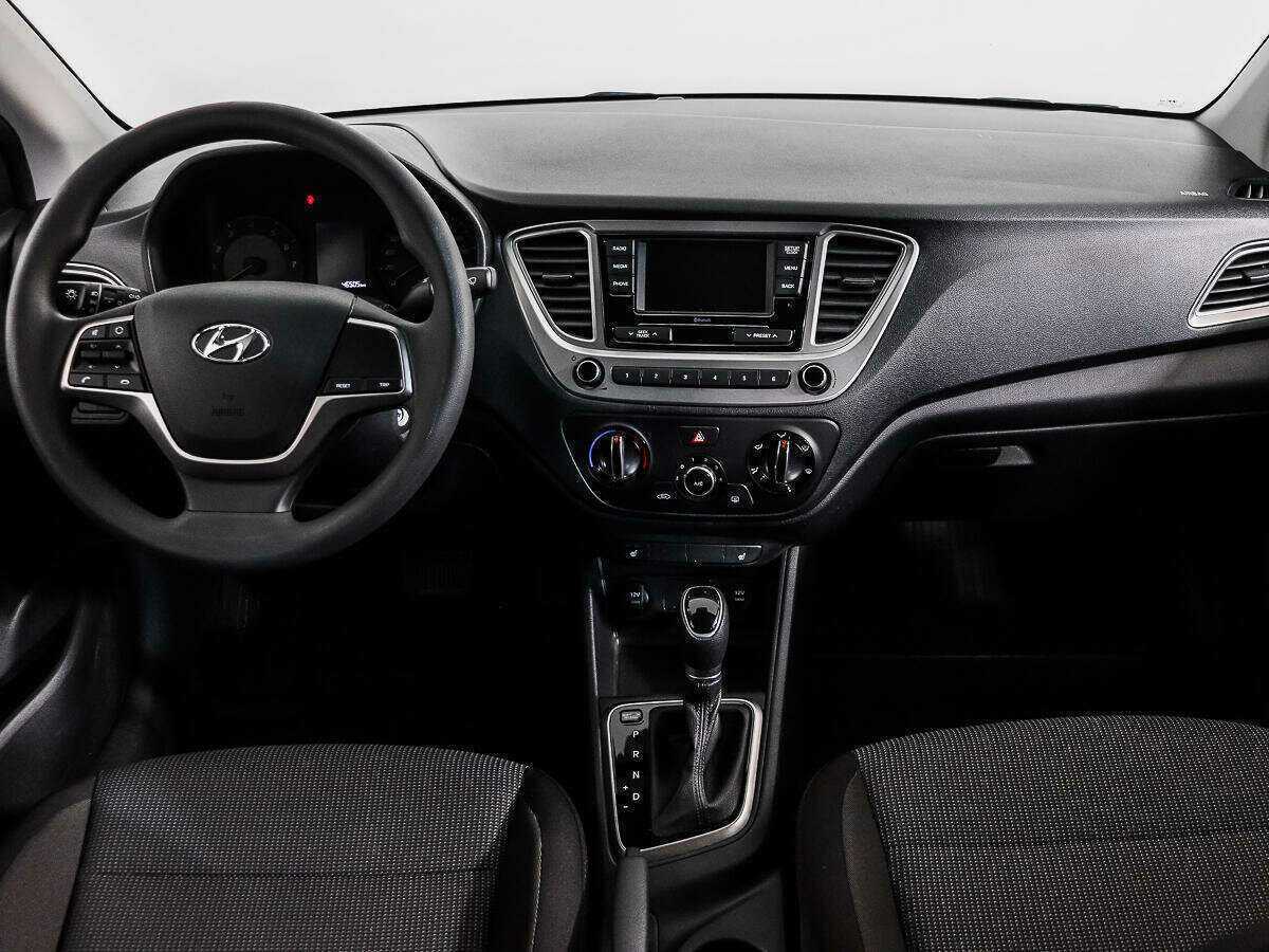 Hyundai Solaris с пробегом — 2020 год. Фото: #11