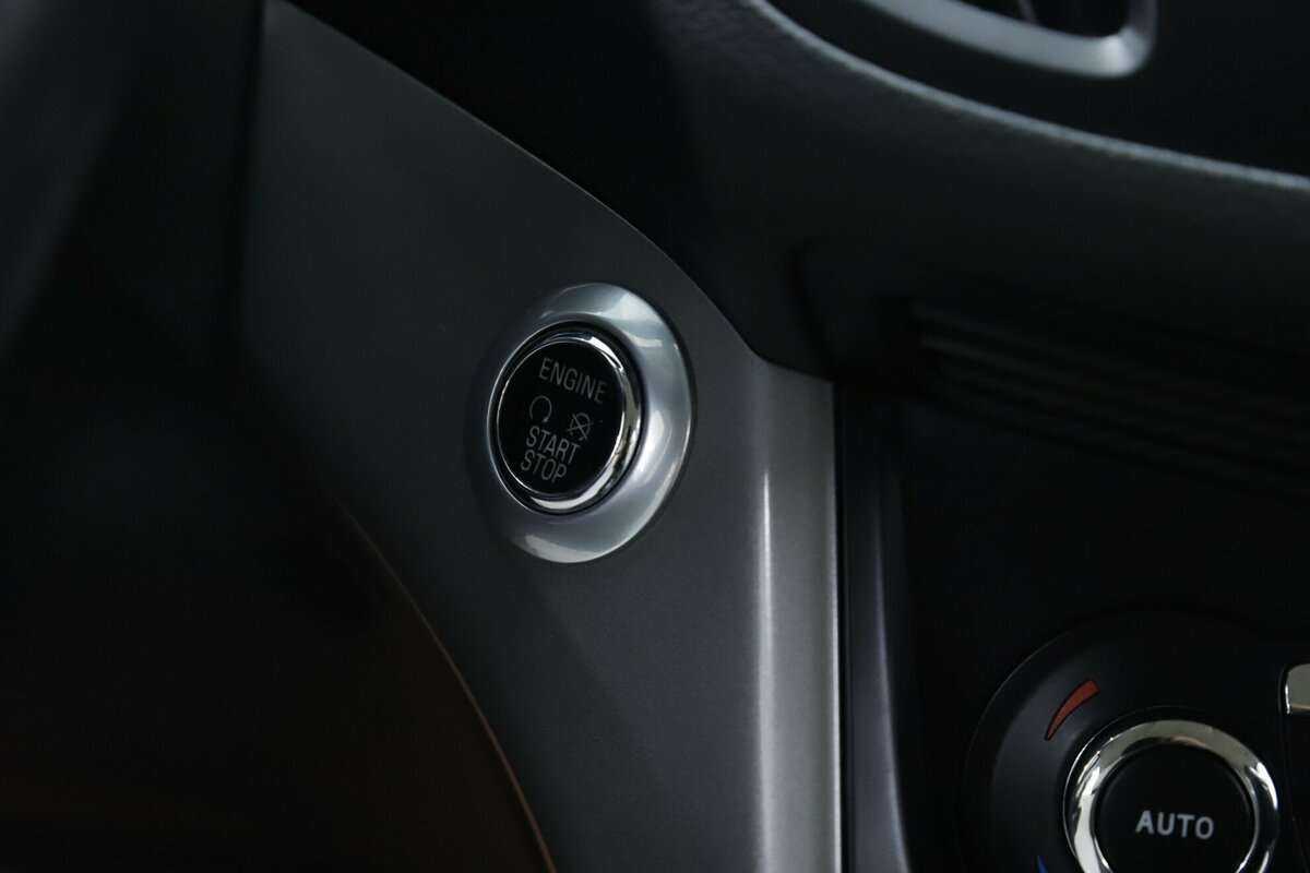 Ford Kuga с пробегом — 2016 год. Фото: #12