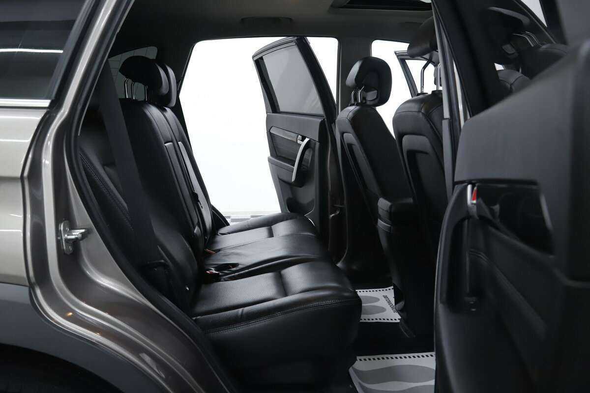 Chevrolet Captiva с пробегом — 2015 год. Фото: #18