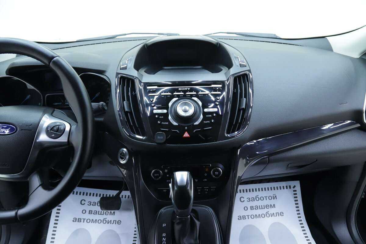 Ford Kuga с пробегом — 2013 год. Фото: #12