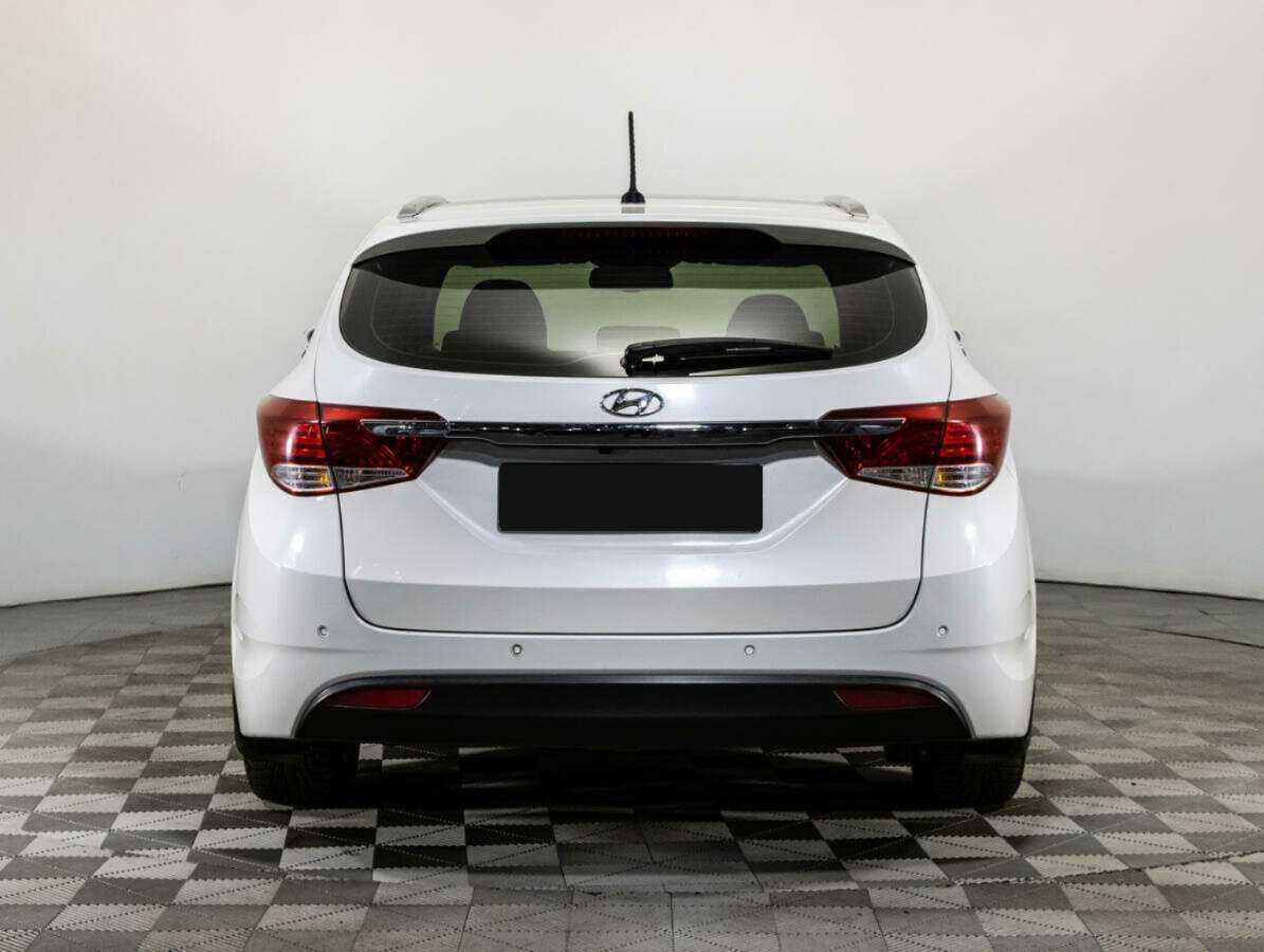 Hyundai i40 с пробегом — 2014 год. Фото: #4