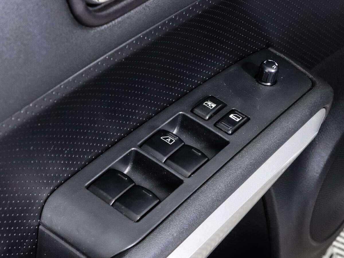 Nissan X-Trail с пробегом — 2012 год. Фото: #14