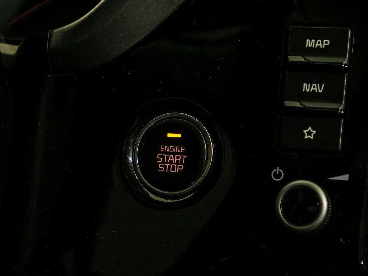 Kia Rio с пробегом — 2021 год. Фото: #12