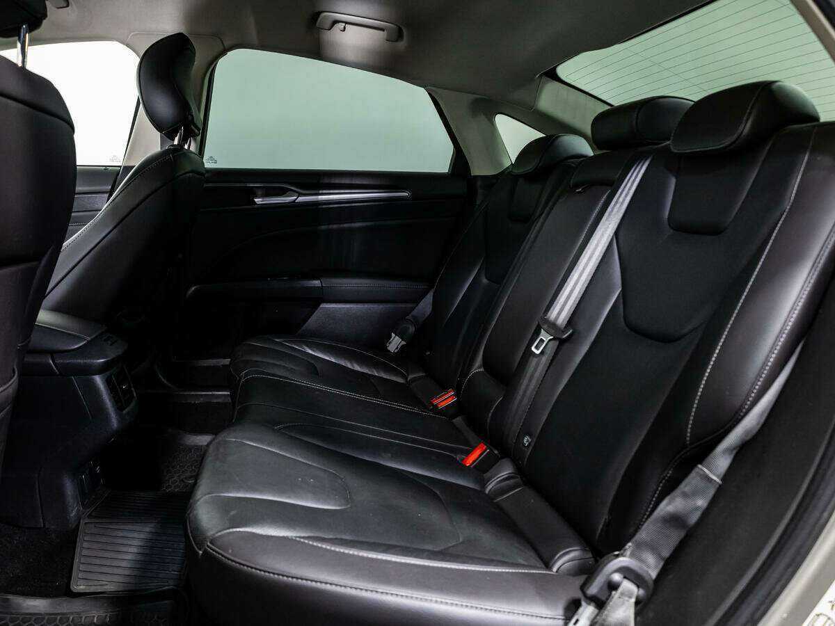 Ford Mondeo с пробегом — 2016 год. Фото: #8