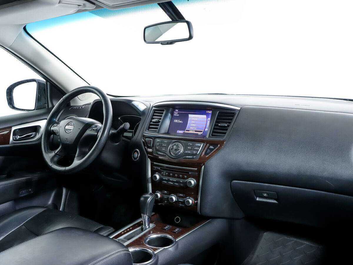 Nissan Pathfinder с пробегом — 2015 год. Фото: #8