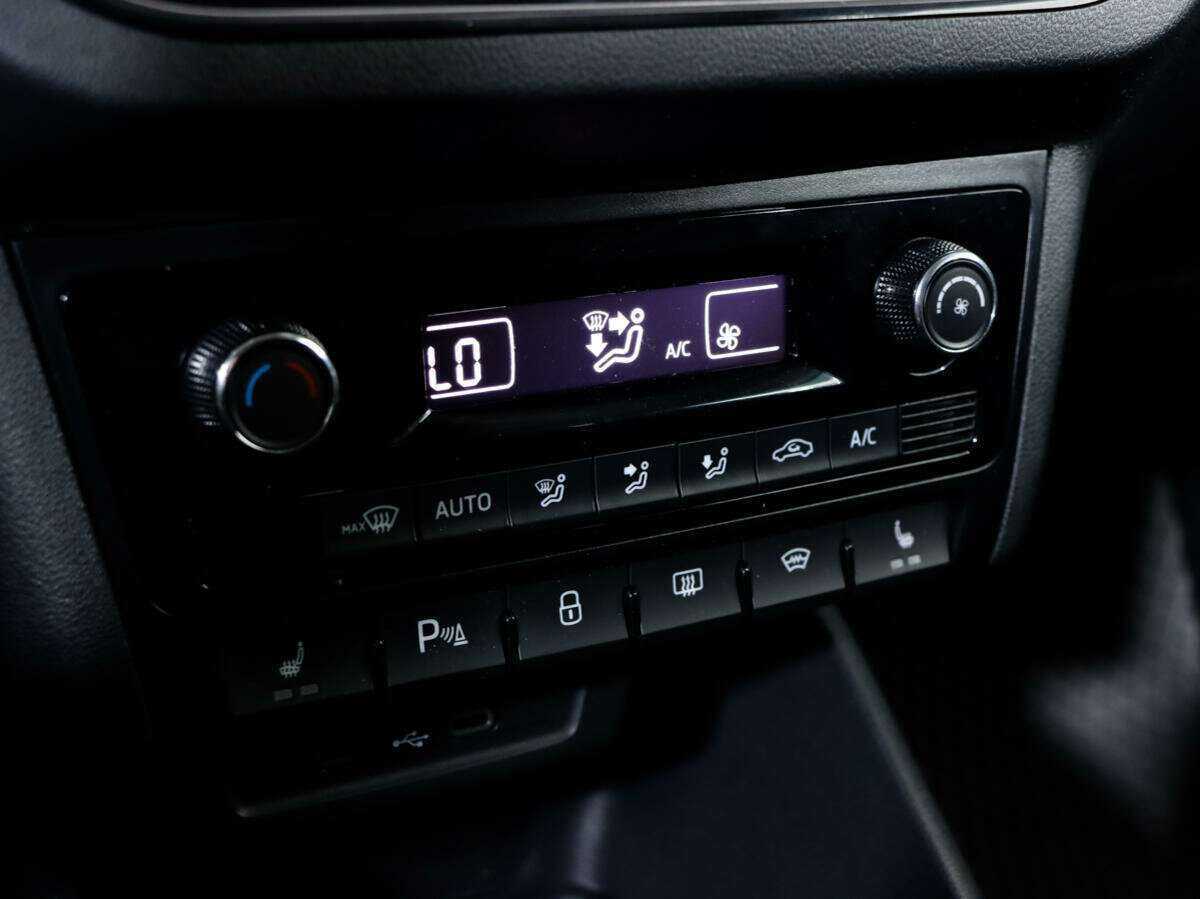 Volkswagen Polo с пробегом — 2021 год. Фото: #12