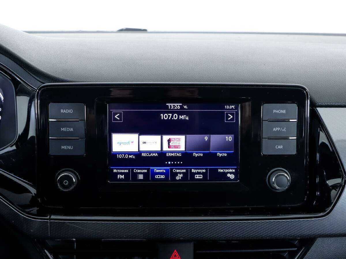 Volkswagen Polo с пробегом — 2022 год. Фото: #14