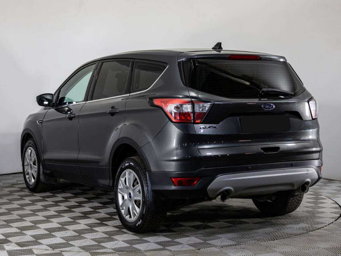 Ford Kuga с пробегом — 2018 год. Фото: #5